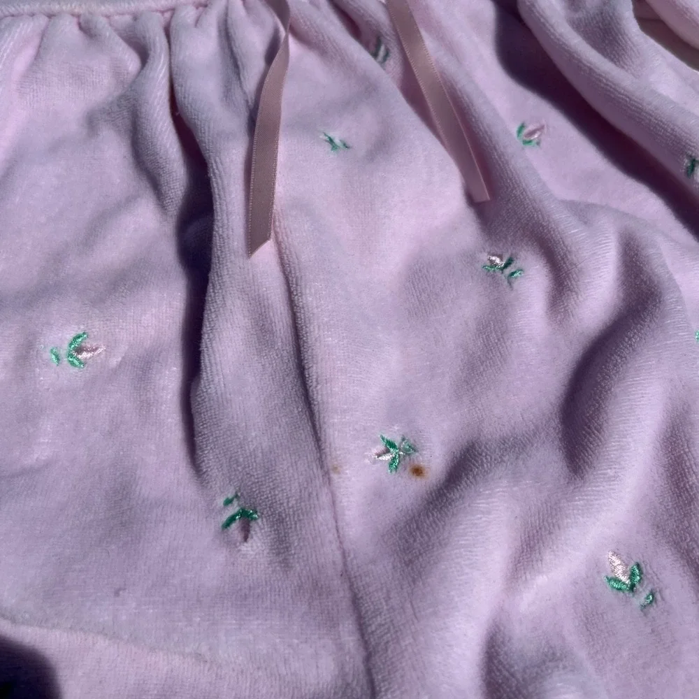 Vintage Embroidered Lavender Velour Floral Embroidered Baby Romper 6-9 Pink - Picture 3 of 6